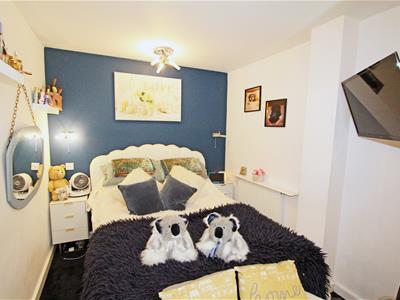 Picture 19